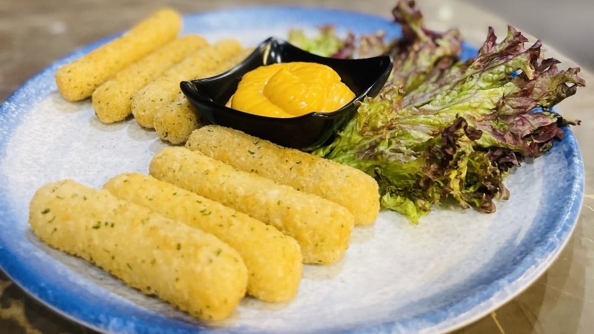 МОЦАРЕЛЕНИ ПРЪЧИЦИ С ЧЕДЪР СОС