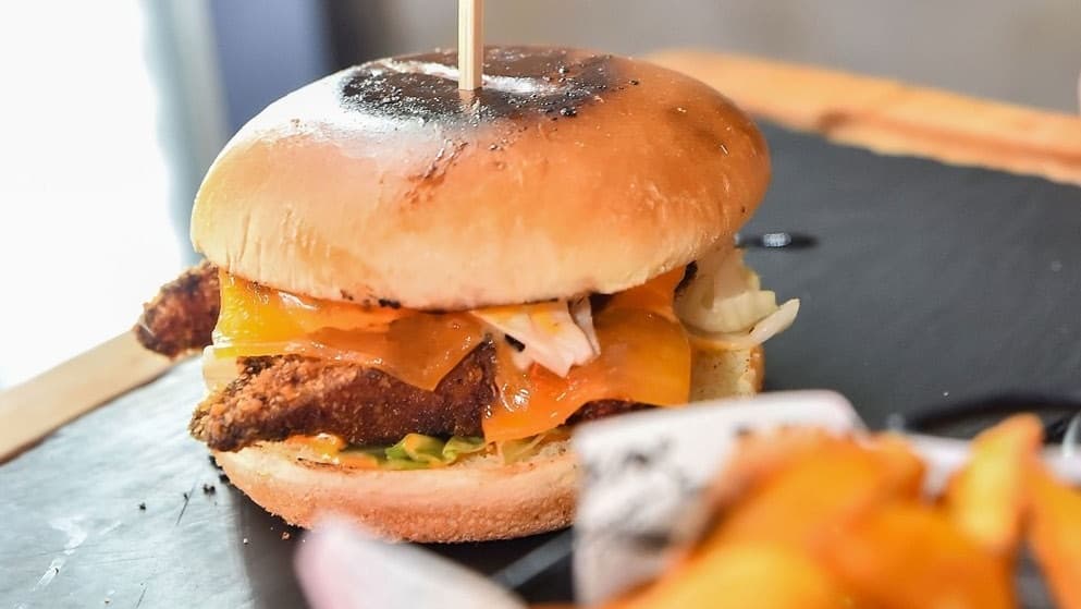 ПИЛЕШКИ БУРГЕР С КАРТОФКИ УЕДЖИС