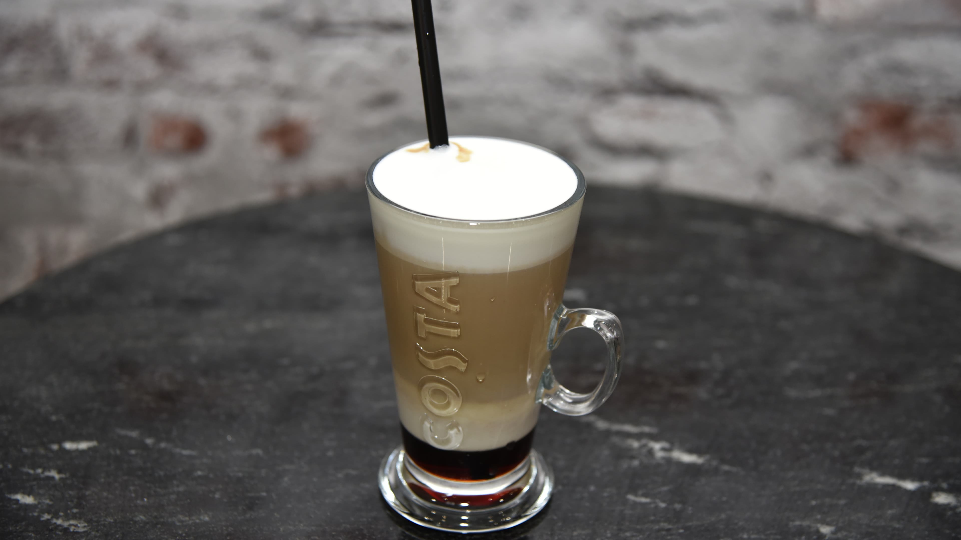 ГОРЕЩ ШОКОЛАД С РОМ